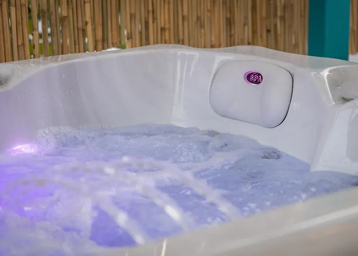 Irida Luxury * Adamantas (Milos)